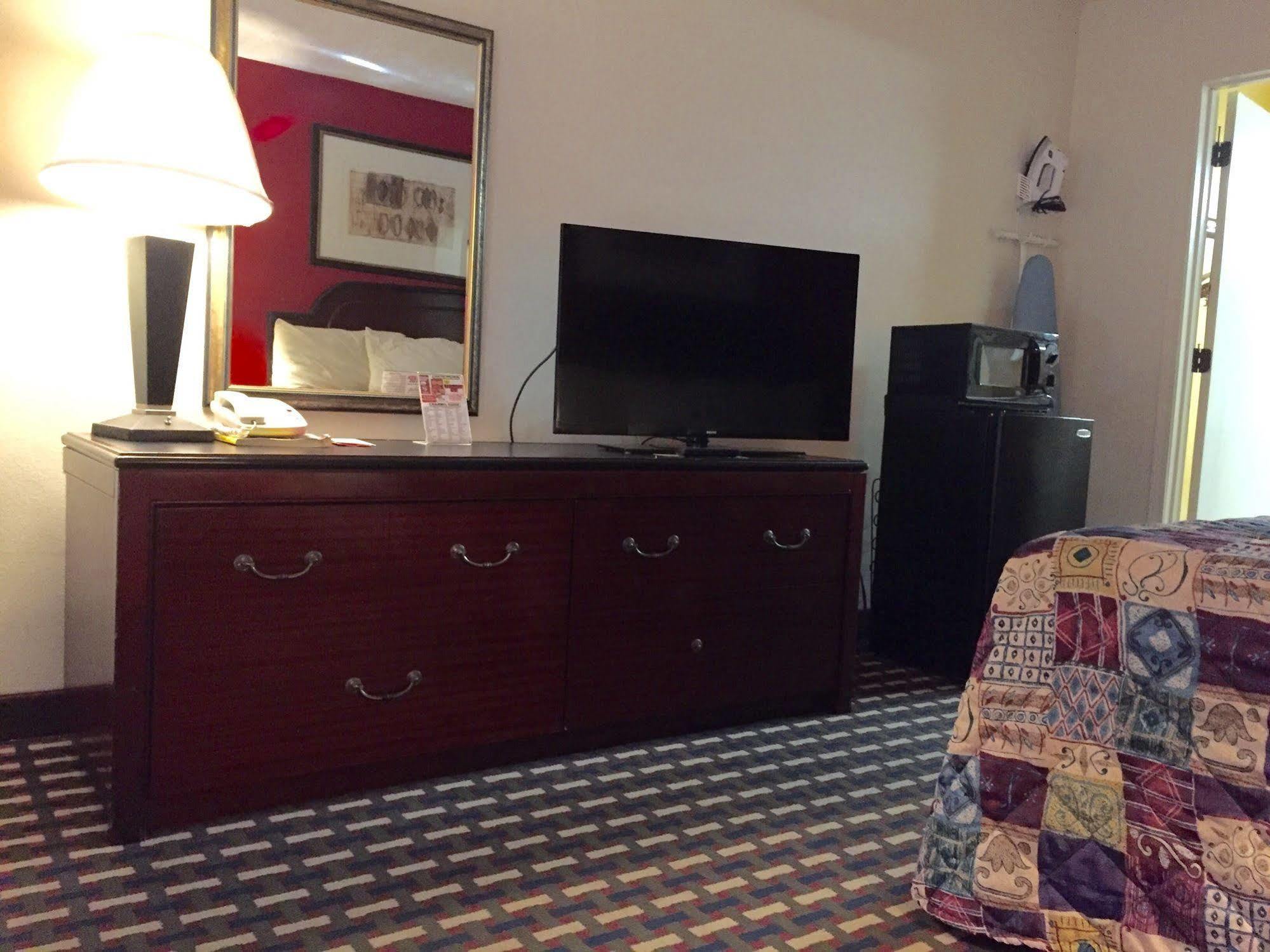 Parkway Inn Morristown Zewnętrze zdjęcie