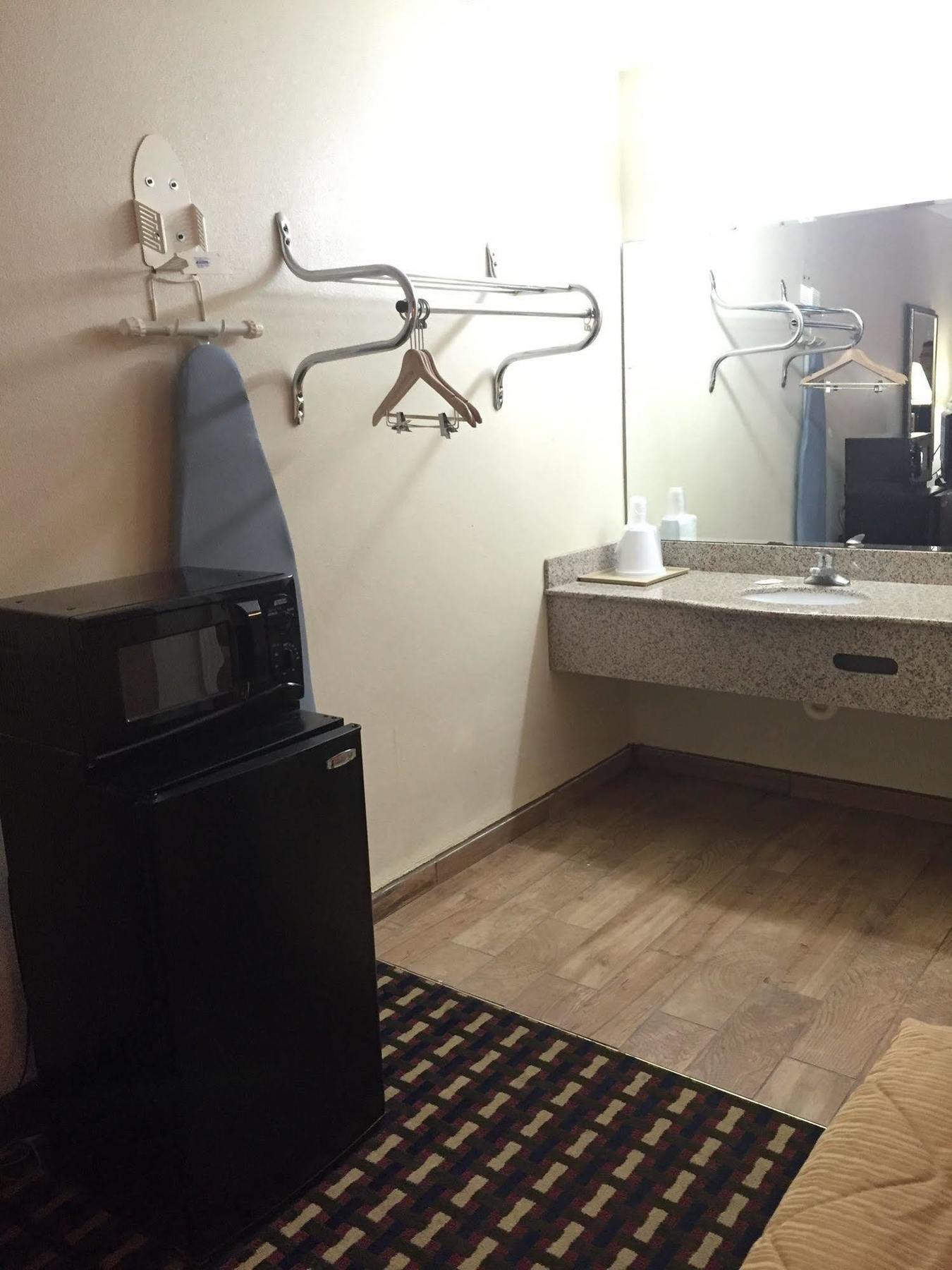 Parkway Inn Morristown Zewnętrze zdjęcie